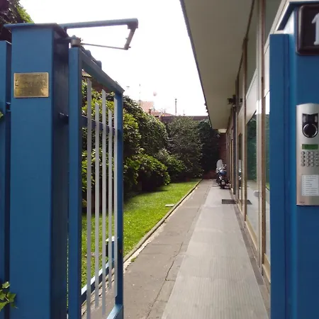 Kibilu - Corso Manusardi Apartman *
