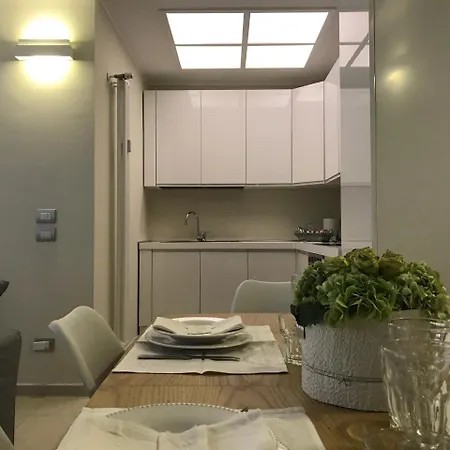 Kibilu - Corso Manusardi Apartman *